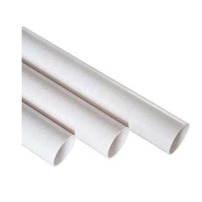 Производство белосерых UPVC PVC труб с колокольным концом в соответствии со стандартом ASTM DIN