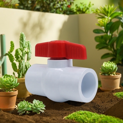 Подключение к розетке 1-дюймовый белый PVC шаровой клапан для водопроводных систем из пластмассового клапана
